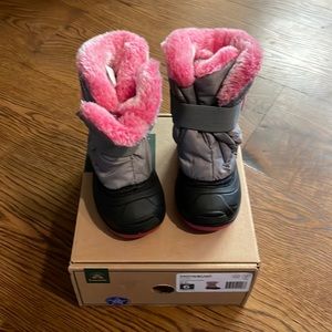 NIB Kamik Girls Snow Boots